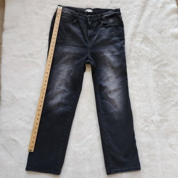 Good American Women's wash Black Jeans - Picture 8 of 14